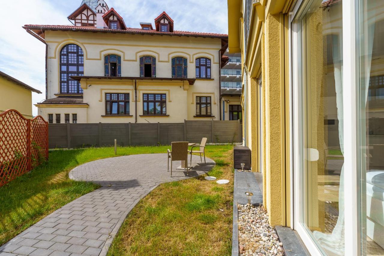 Zdrojowa 5a By Renters Apartment